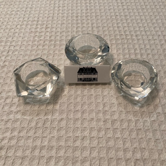 Home Essentials And Beyond Set Of 3 Cut Glass Tea Light Holders NIB - Picture 3 of 8